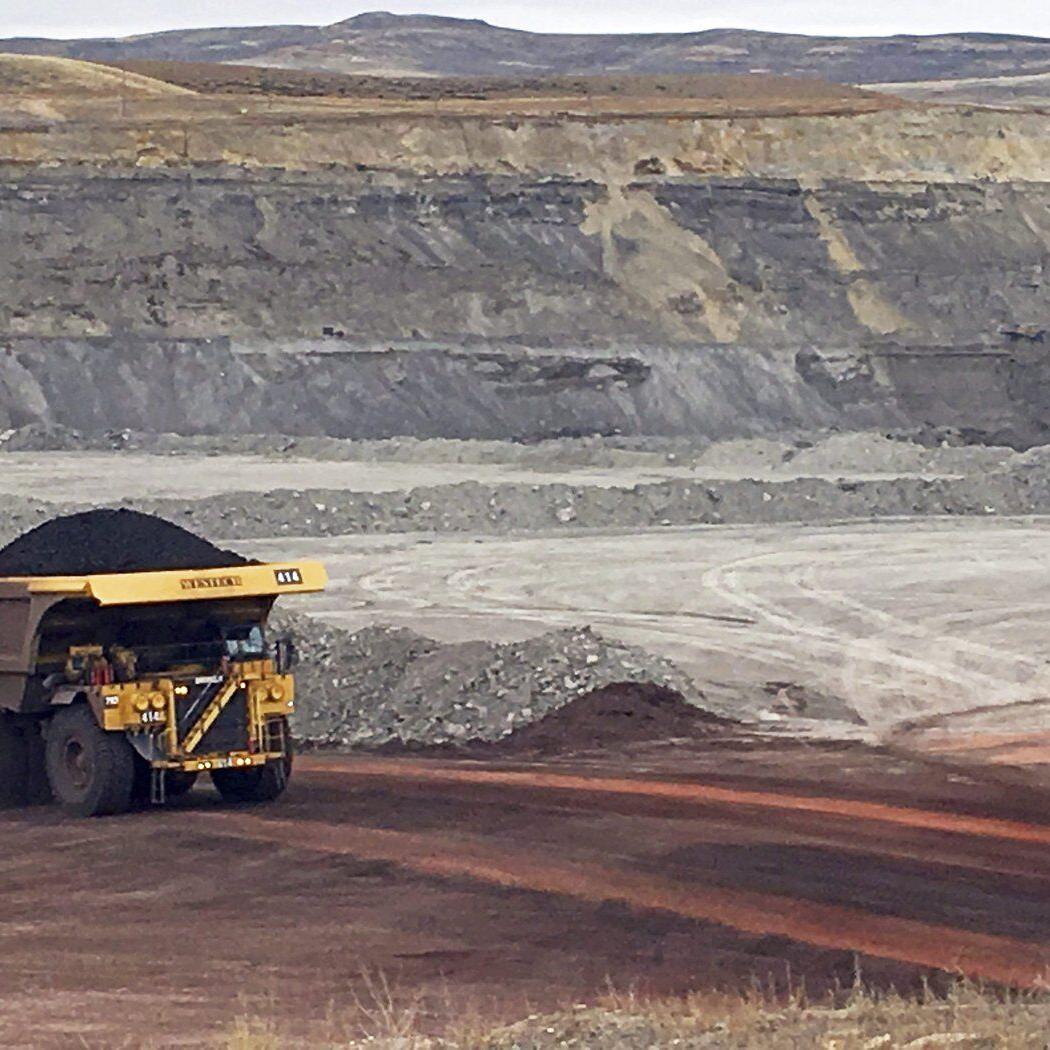 Alberta's coal mine reclamation standards failing to protect water, fish: study